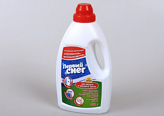 Отбеливатель-пятновыводитель Первый снег жидкий 850г (358)