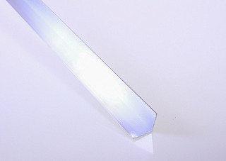 Алюминиевый угол (30х30х1,2мм) (2м)