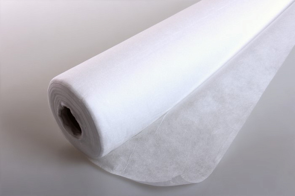 Ветровлагозащитный материал Изострой А (1,6м х 70м2 рулон)