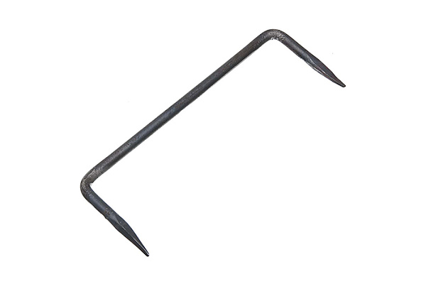 Скоба строительная кованая d=12мм. 30х7см. (коробка 50 штук)