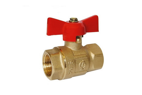 Кран шаровой латунный ДУ15 (1/2) Г/Г бабочка КНР (11Б27п1)