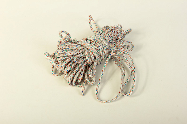 Шнур п/п без сердечника d=4мм L=20м 136 461 (1/50)
