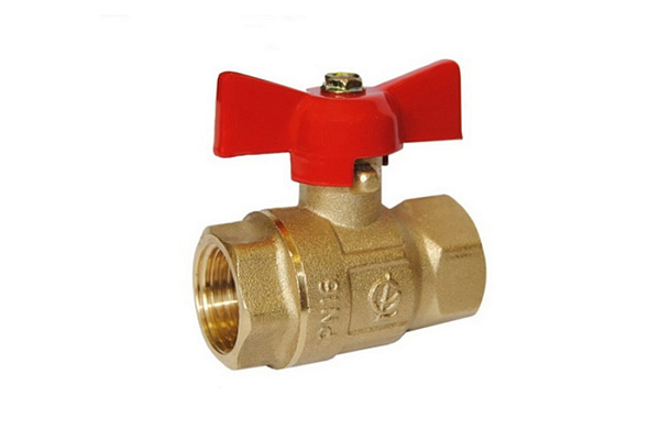 Кран шаровой латунный ДУ20 (3/4) Г/Г бабочка КНР (11Б27п1)