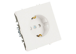 Розетка Feron 1-м. с защит. шт. с/з (механизм) 250В 16А Эмили RST16-5110-01 белый фарфор 49880
